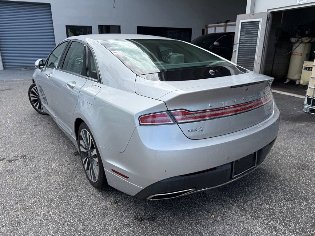 Used 2017 Lincoln MKZ Select w/ Select Plus Package FWD image 4