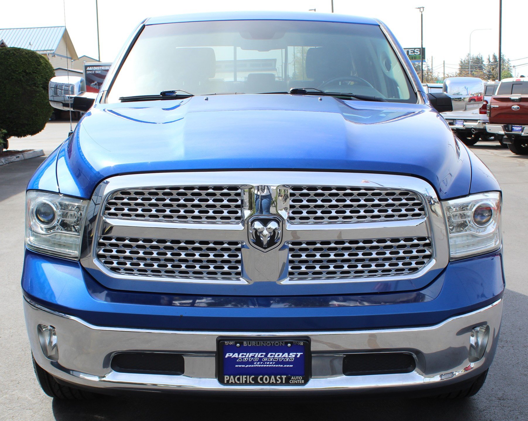 Used 2017 RAM 1500 Laramie w/ Convenience Group AWD/4WD image 8