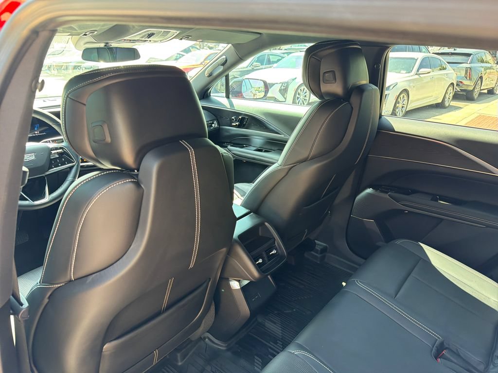 Used 2024 Cadillac Lyriq Sport w/ LPO, Floor Liner Package AWD/4WD image 36