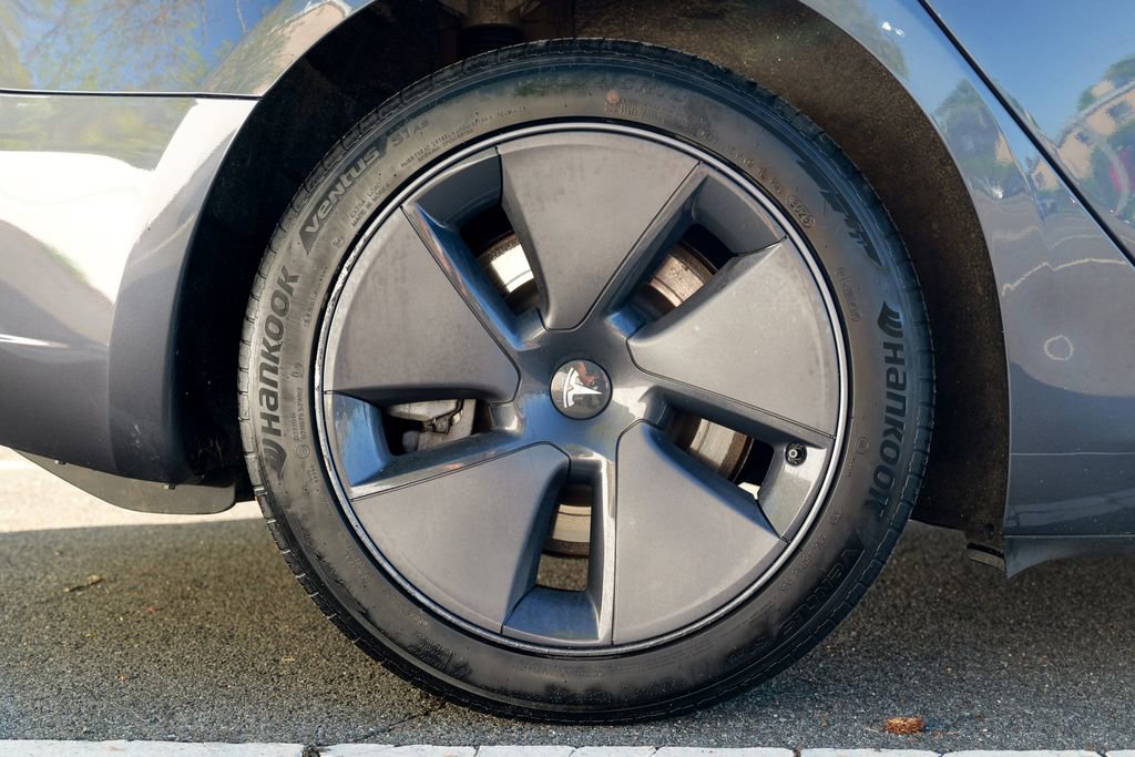 Used 2023 Tesla Model 3 Standard Range RWD image 11