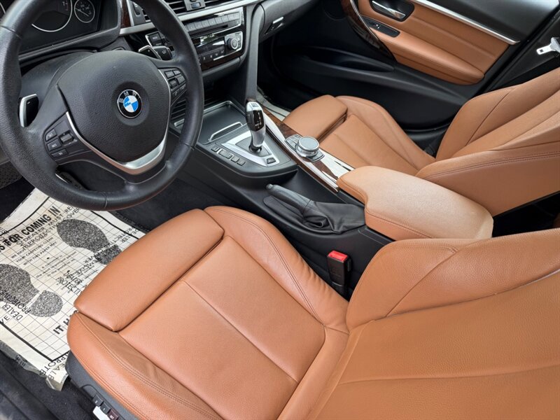 Used 2017 BMW 330e RWD image 16