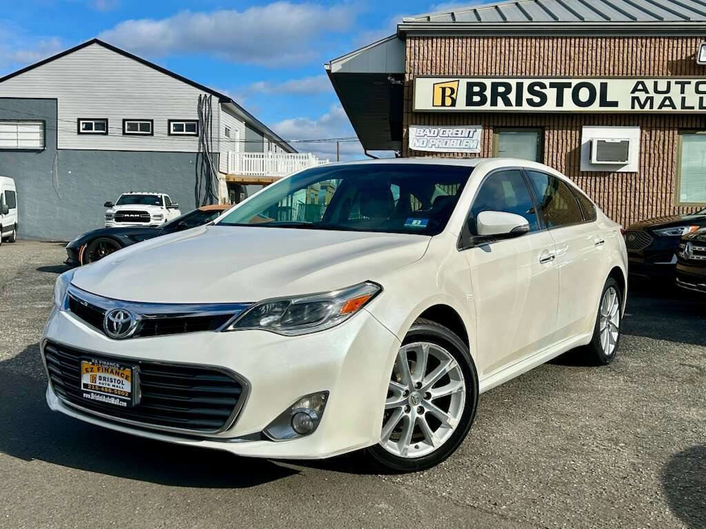 Used 2013 Toyota Avalon XLE image 28