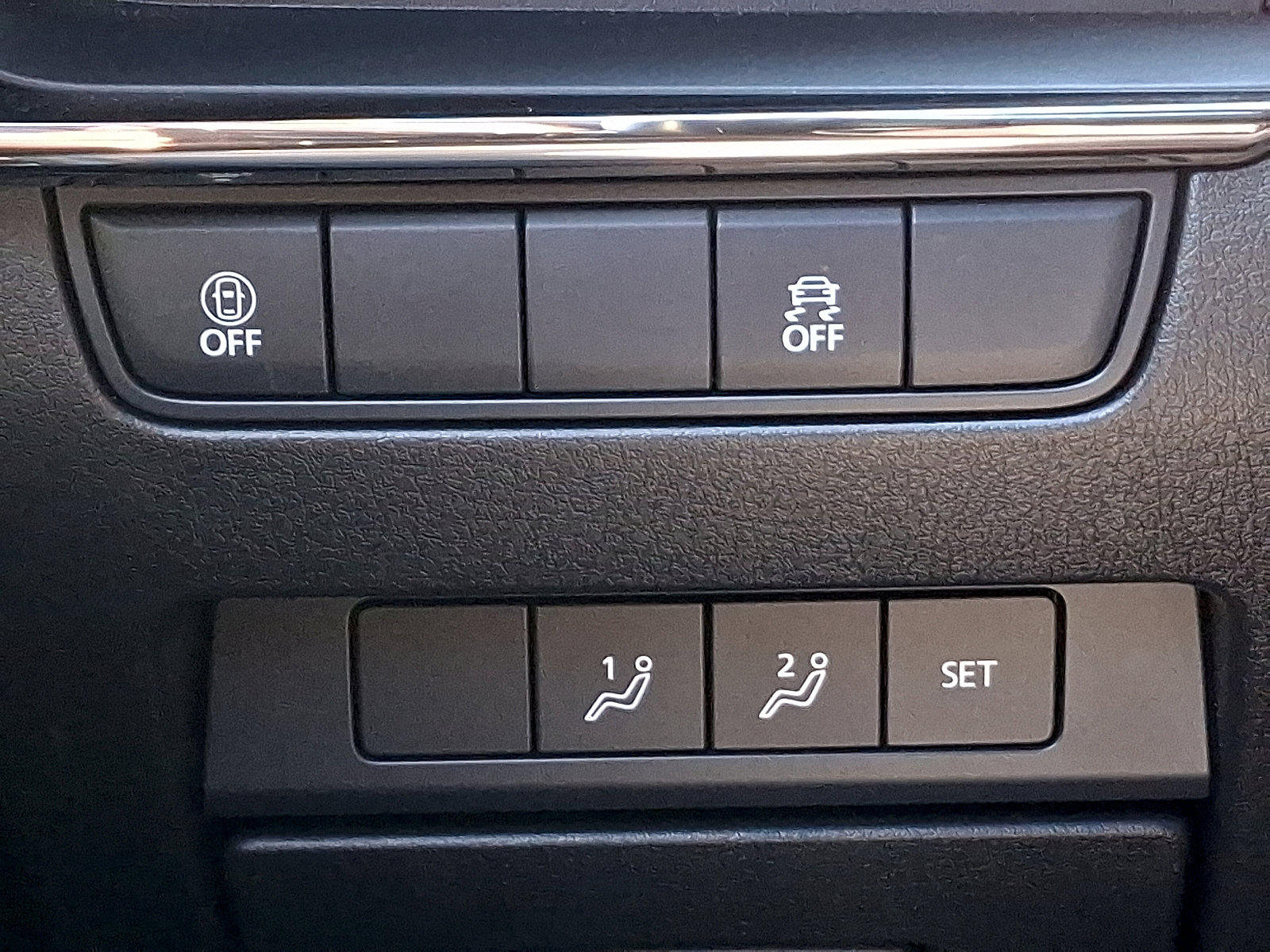 Used 2023 MAZDA MAZDA3 s image 23