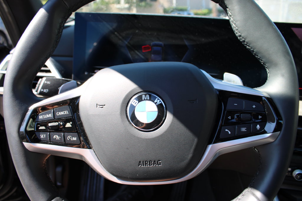 Used 2025 BMW 330i Sedan RWD image 13
