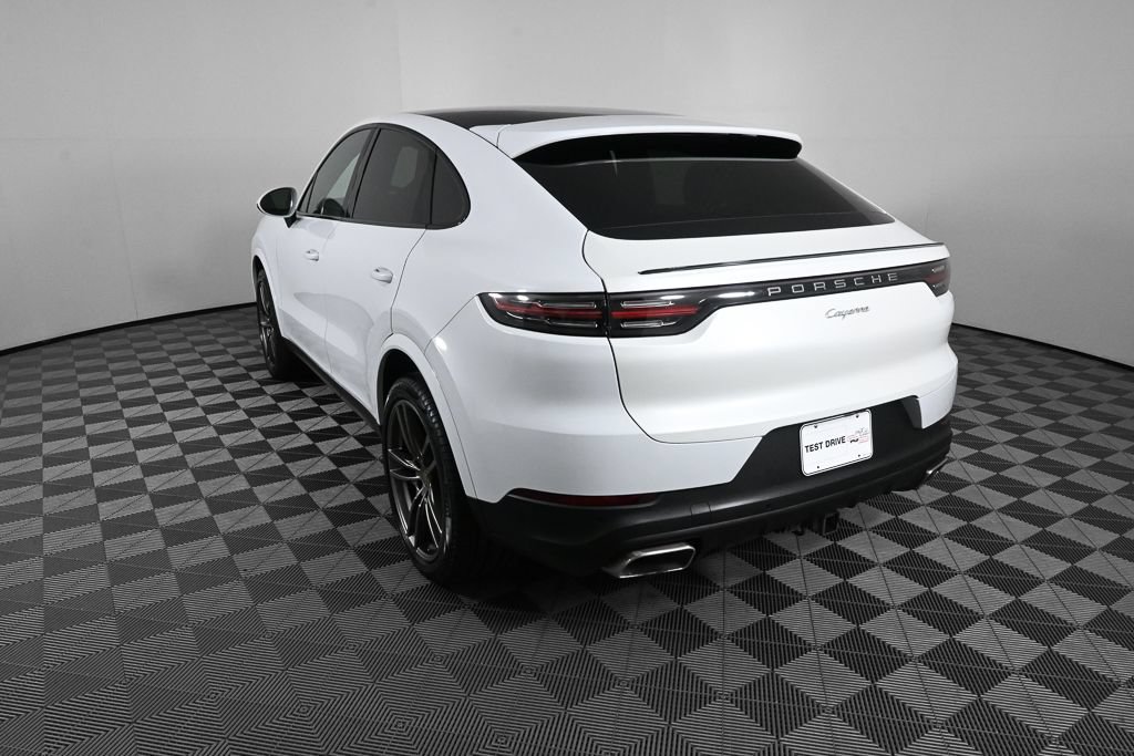 Used 2020 Porsche Cayenne AWD/4WD image 4