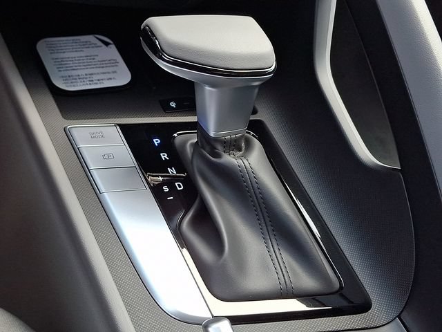 New 2026 Hyundai Elantra Sport FWD image 17