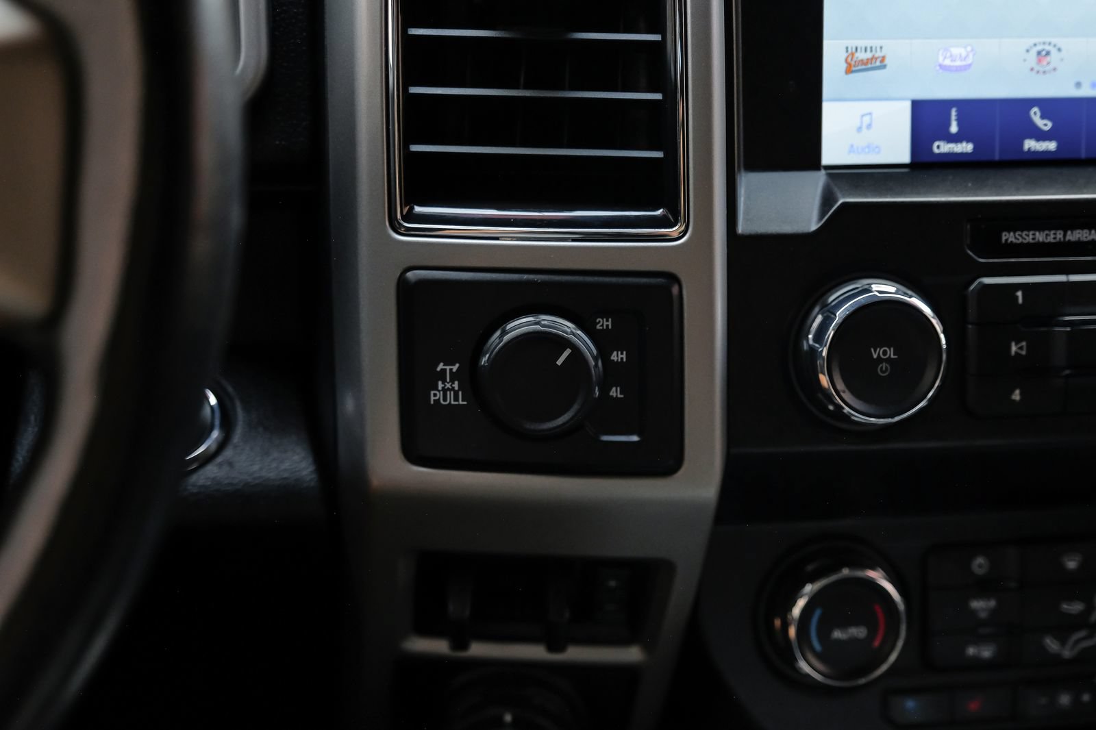 Used 2021 Ford F250 Lariat AWD/4WD image 29