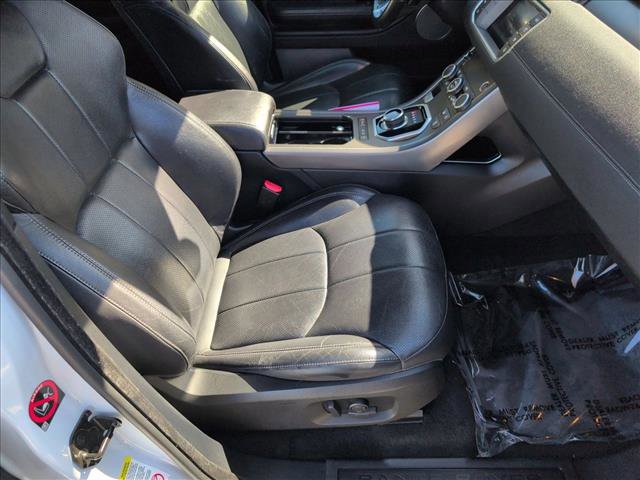 Used 2018 Land Rover Range Rover Evoque SE Premium image 22