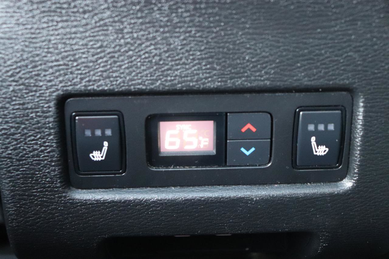 Used 2025 Mitsubishi Outlander SEL FWD image 25