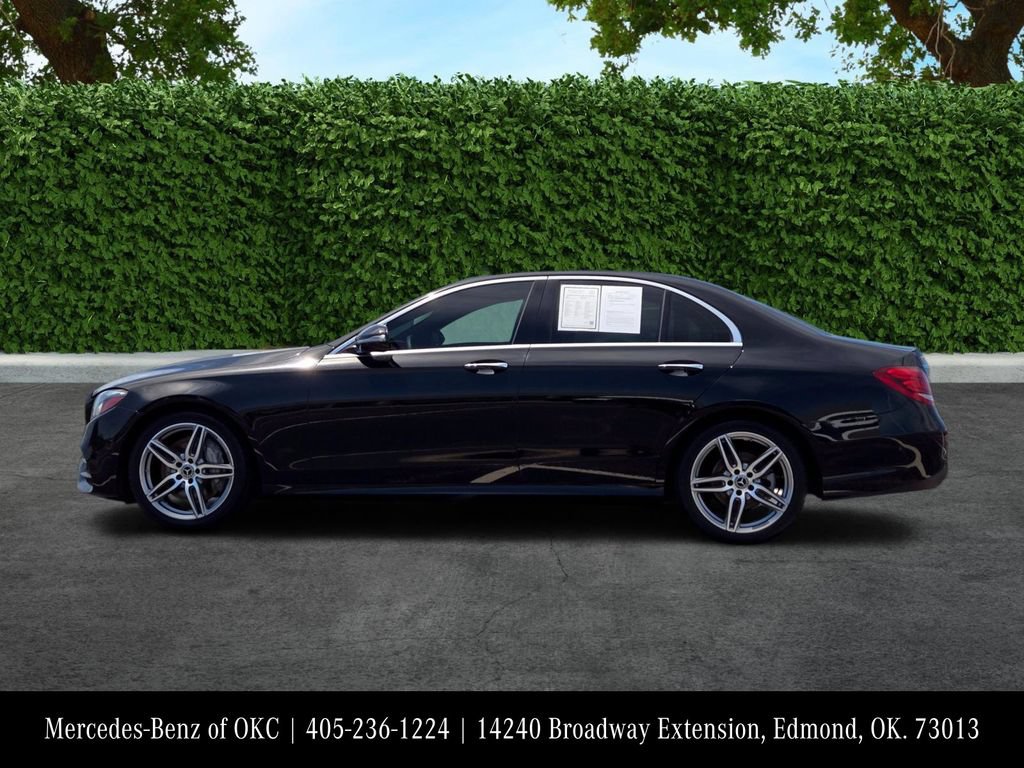 Used 2018 Mercedes-Benz E 300 4MATIC image 4