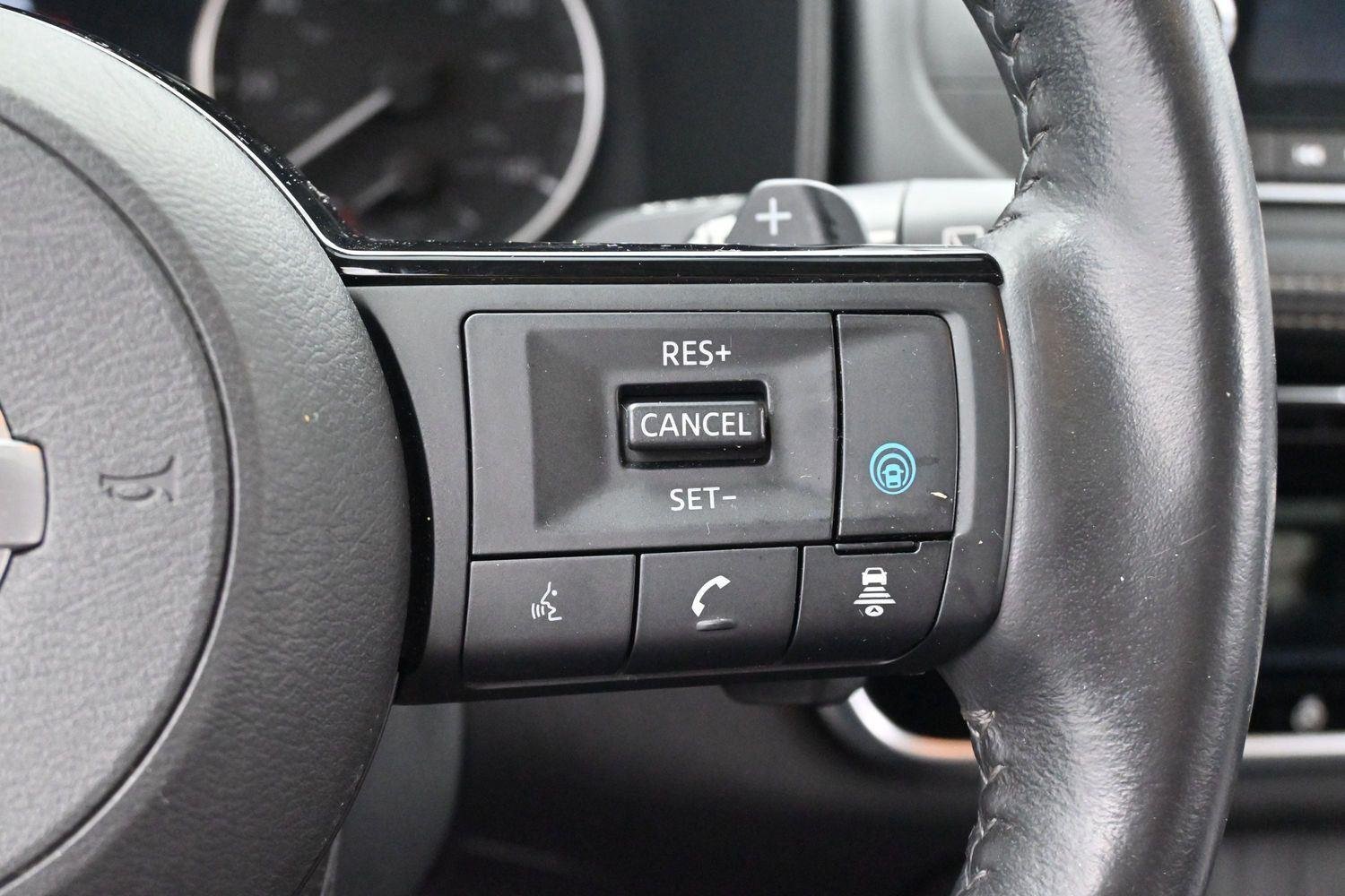 Used 2021 Nissan Rogue SV w/ Premium Package FWD image 19