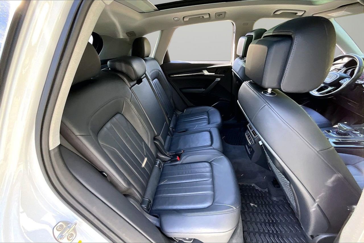 Used 2019 Audi Q5 2.0T Premium Plus w/ Premium Plus Package AWD/4WD image 25