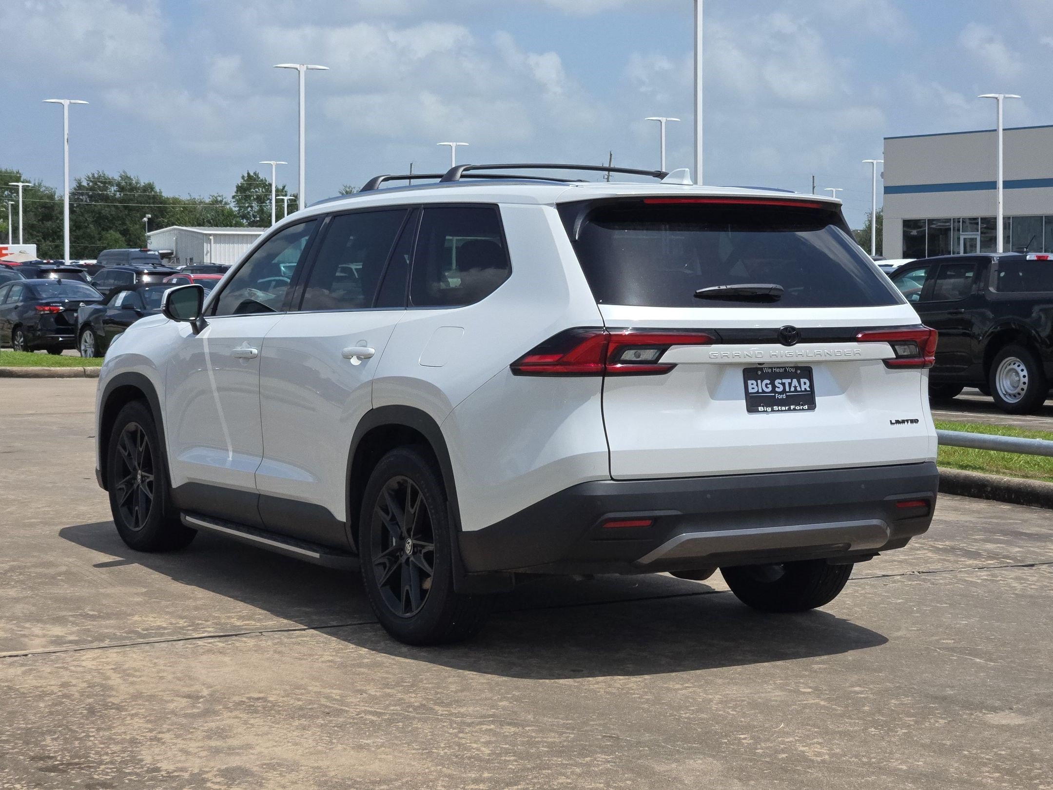 Used 2025 Toyota Grand Highlander FWD image 7