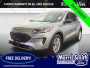 Used 2022 Ford Escape SE w/ Cold Weather Package AWD/4WD image 1