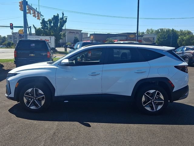 Certified 2025 Hyundai Tucson SEL AWD/4WD image 5