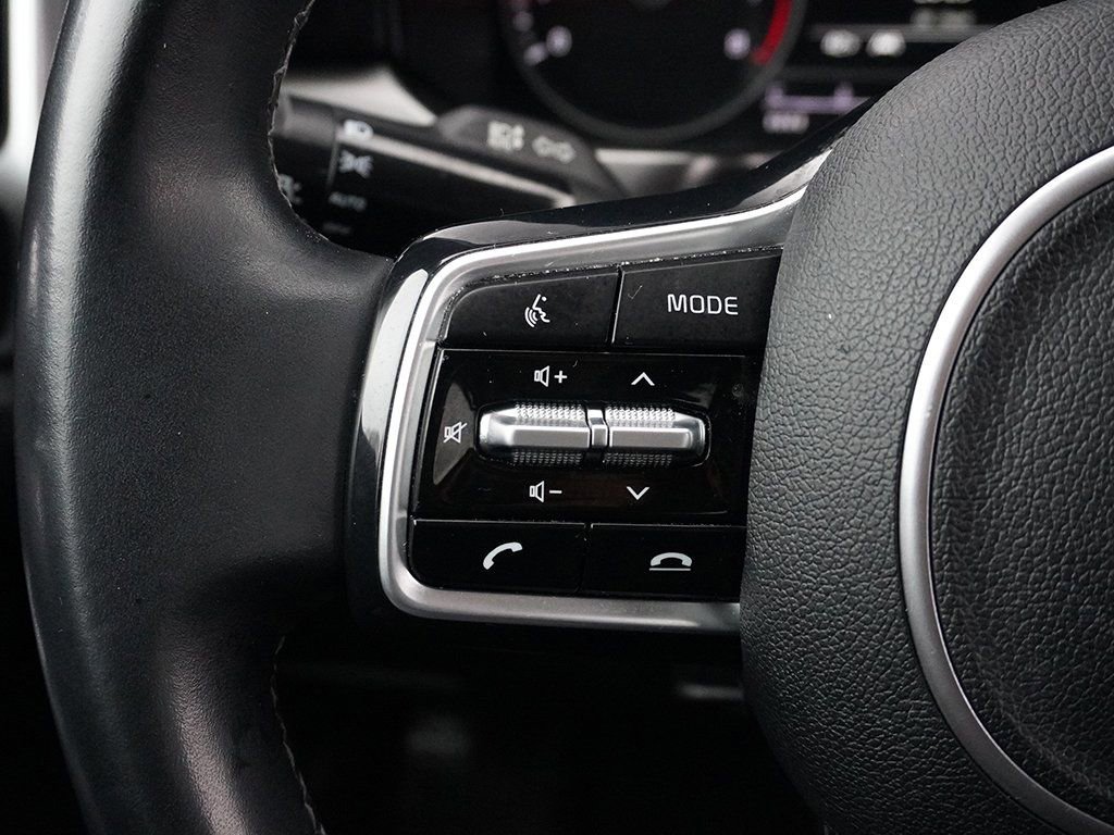 Used 2022 Kia Sorento S image 41