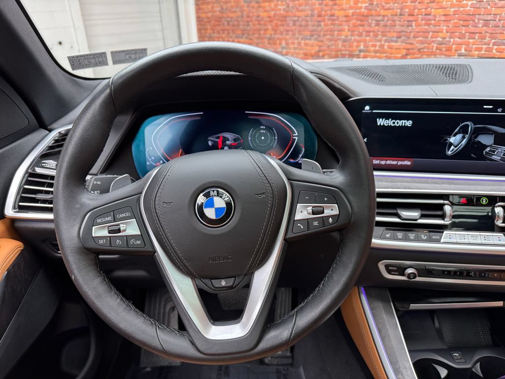 Used 2022 BMW X5 xDrive40i w/ Premium Package AWD/4WD image 14