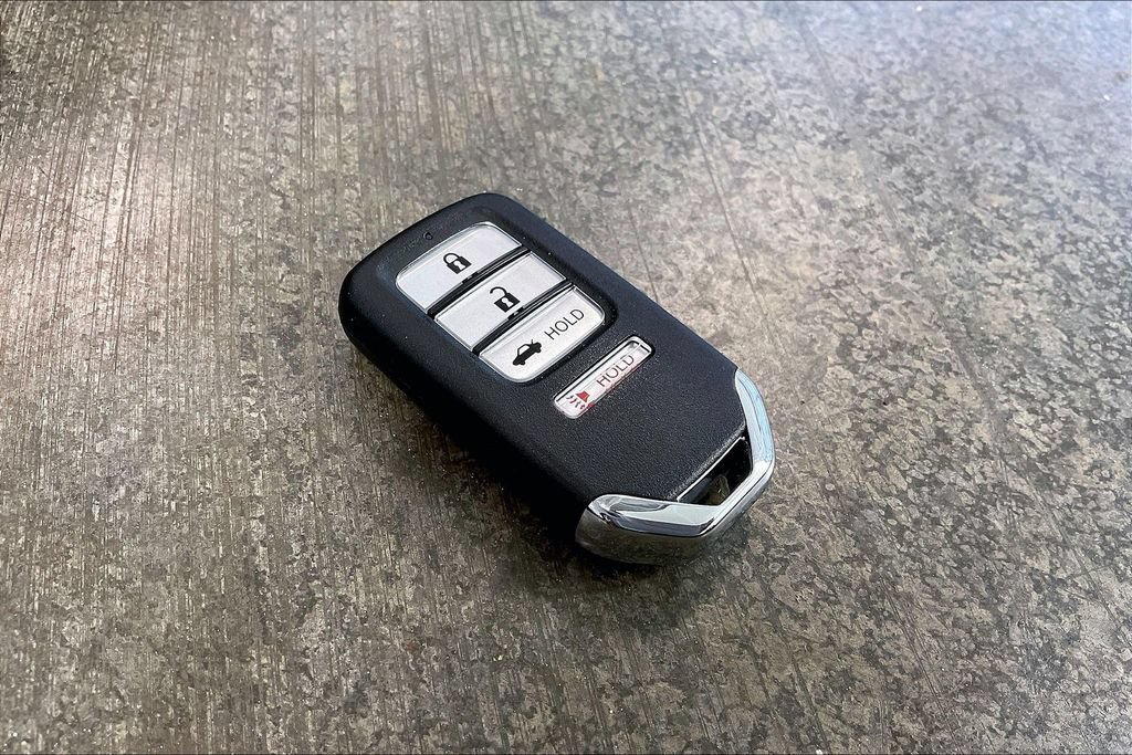 Used 2019 Honda Accord LX image 11