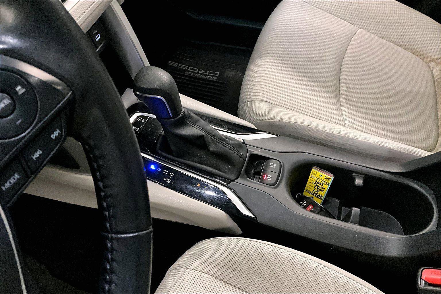 Used 2023 Toyota Corolla Cross LE image 16