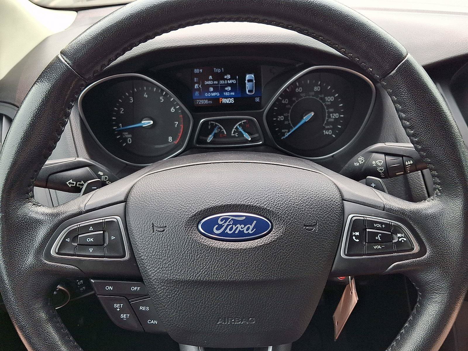 Used 2016 Ford Focus SE w/ SE Sport Package FWD image 21