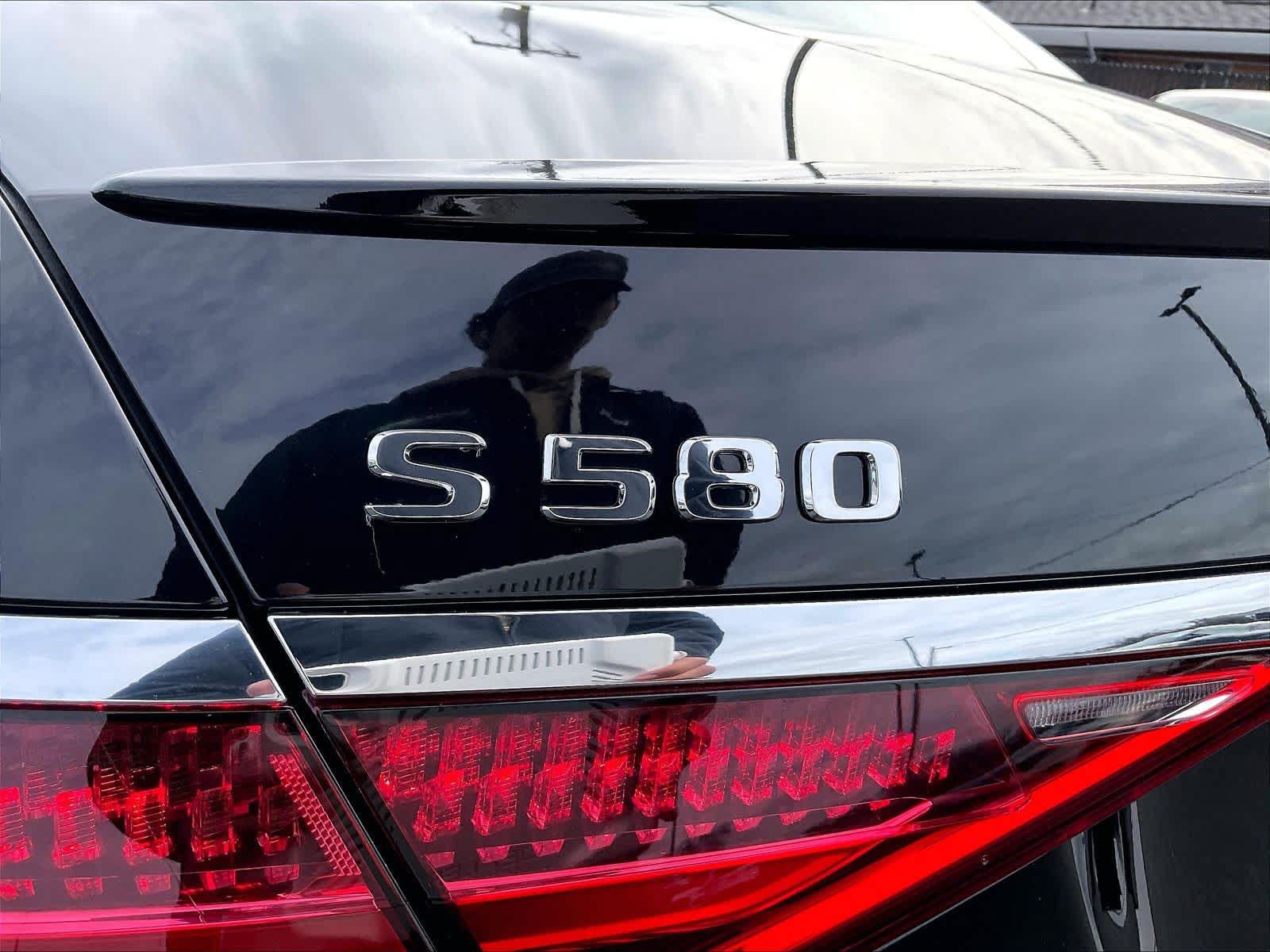Used 2022 Mercedes-Benz S 580 4MATIC Sedan image 11