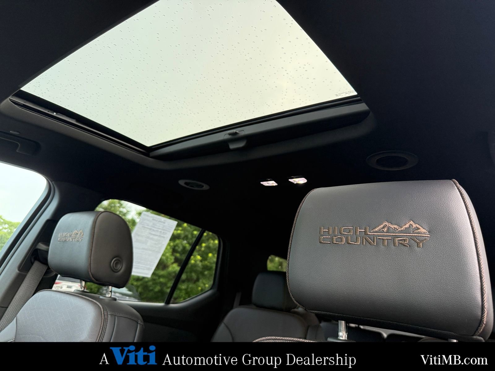 Used 2023 Chevrolet Traverse High Country image 19