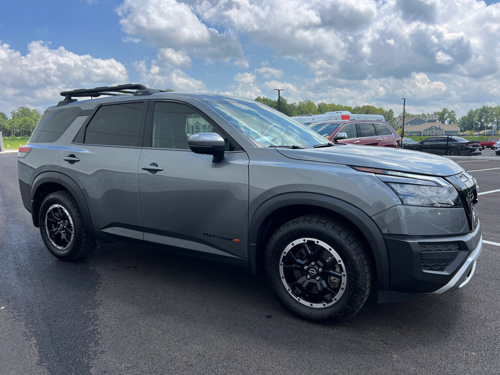 Used 2024 Nissan Pathfinder Rock Creek AWD/4WD image 2