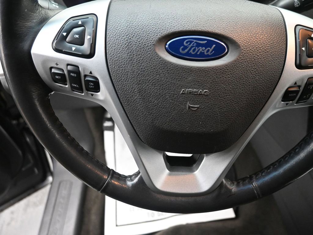 Used 2013 Ford Explorer XLT image 8