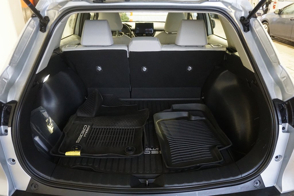 Certified 2023 Toyota Corolla Cross L image 15