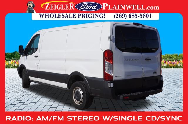 Used 2019 Ford Transit 250 130 Low Roof image 3