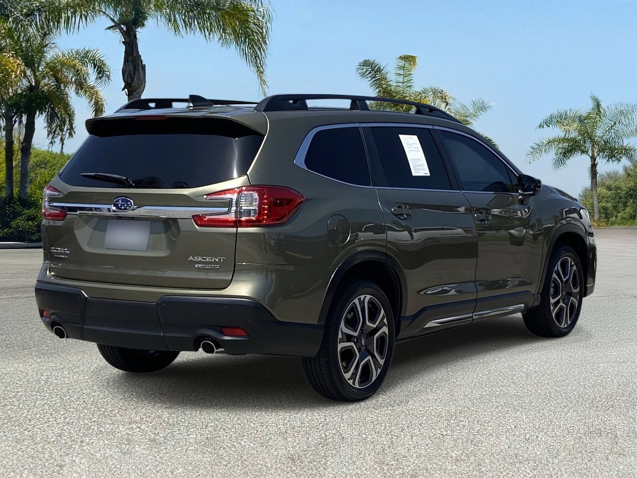 Used 2025 Subaru Ascent Limited AWD/4WD image 5