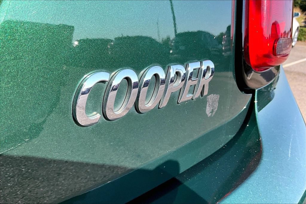 Used 2017 MINI Cooper 4-Door Hardtop FWD image 32