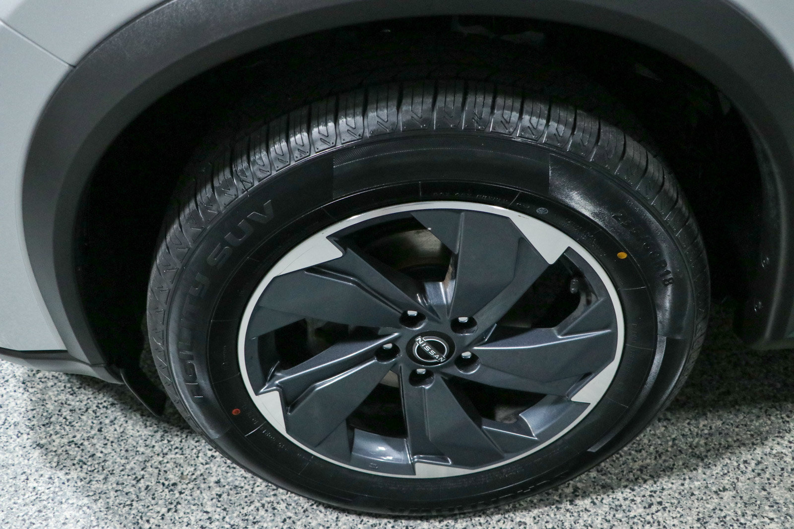 Used 2024 Nissan Rogue SV FWD image 11