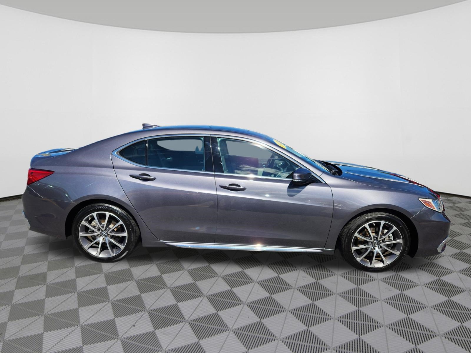 Certified 2018 Acura TLX w/ Technology Package FWD image 6
