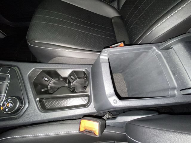 Used 2022 Volkswagen Tiguan SE AWD/4WD image 20