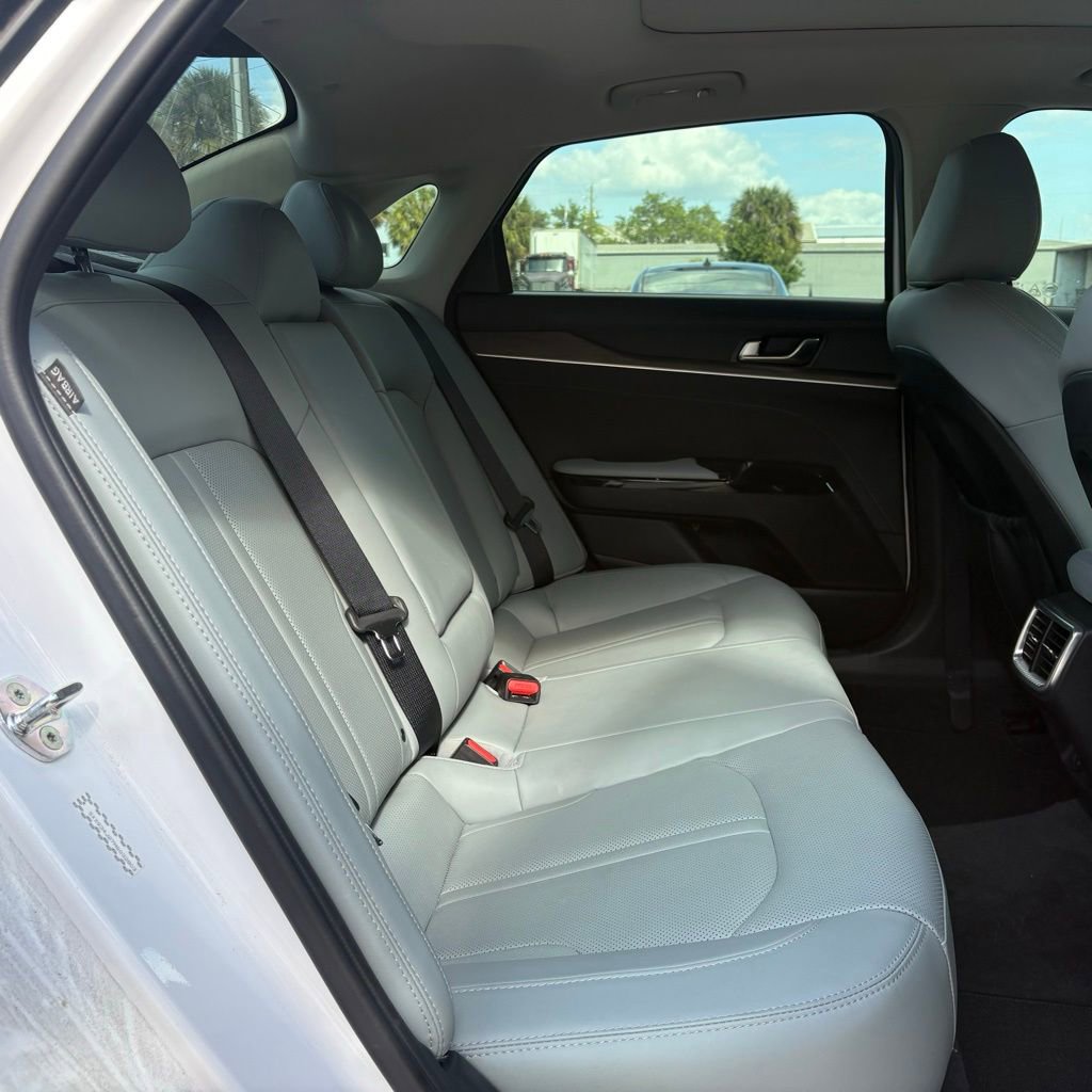 Used 2021 Kia K5 EX image 14