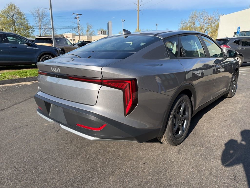 New 2026 Kia K4 FWD image 7