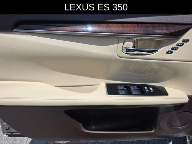 Used 2017 Lexus ES 350 w/ Premium Package FWD image 24