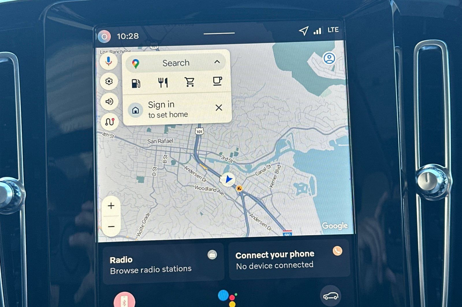 New 2026 Volvo XC40 B5 Plus w/ Protection Package Premier image 21