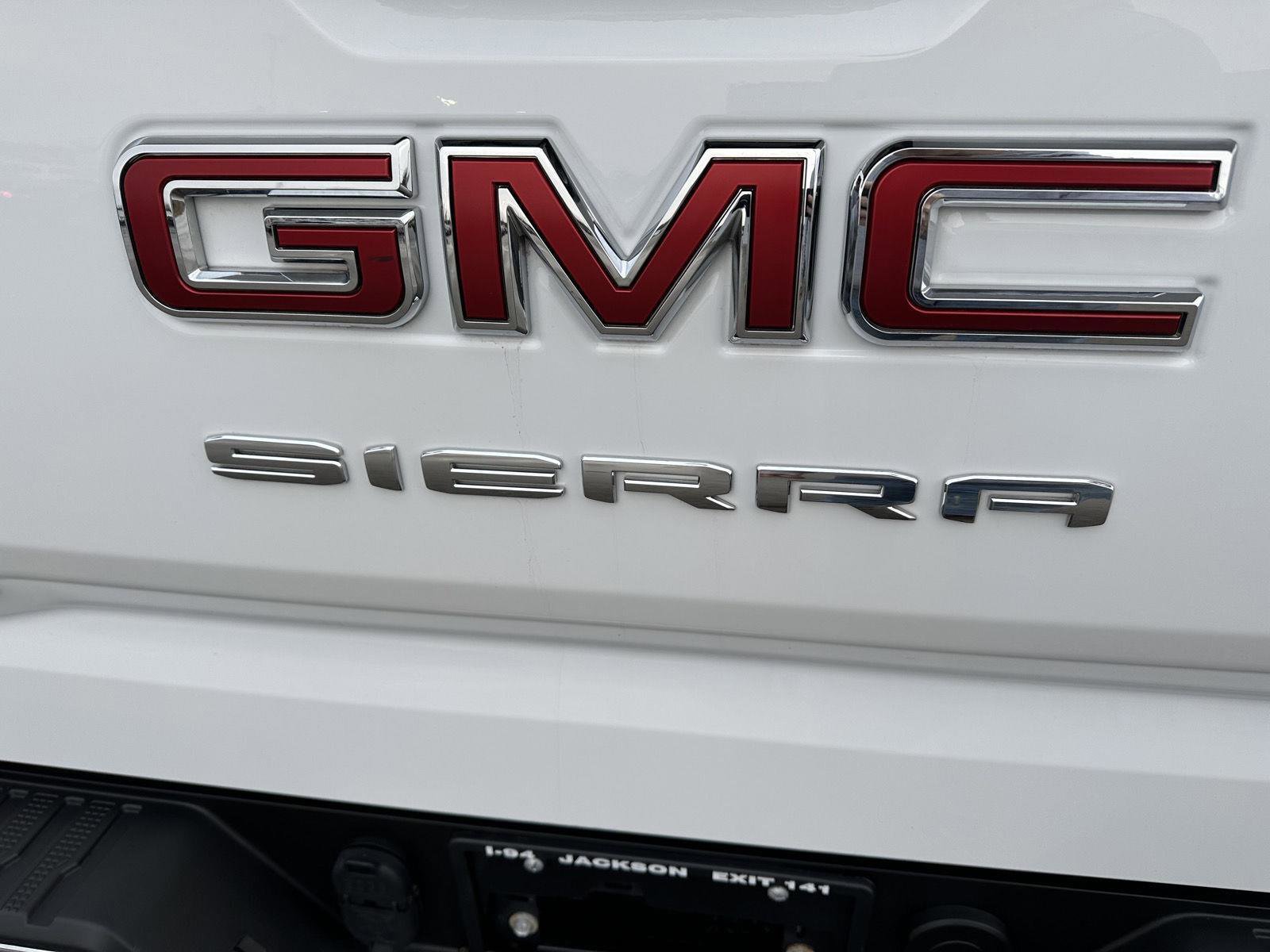 Used 2023 GMC Sierra 1500 Pro w/ Pro Value Package image 7