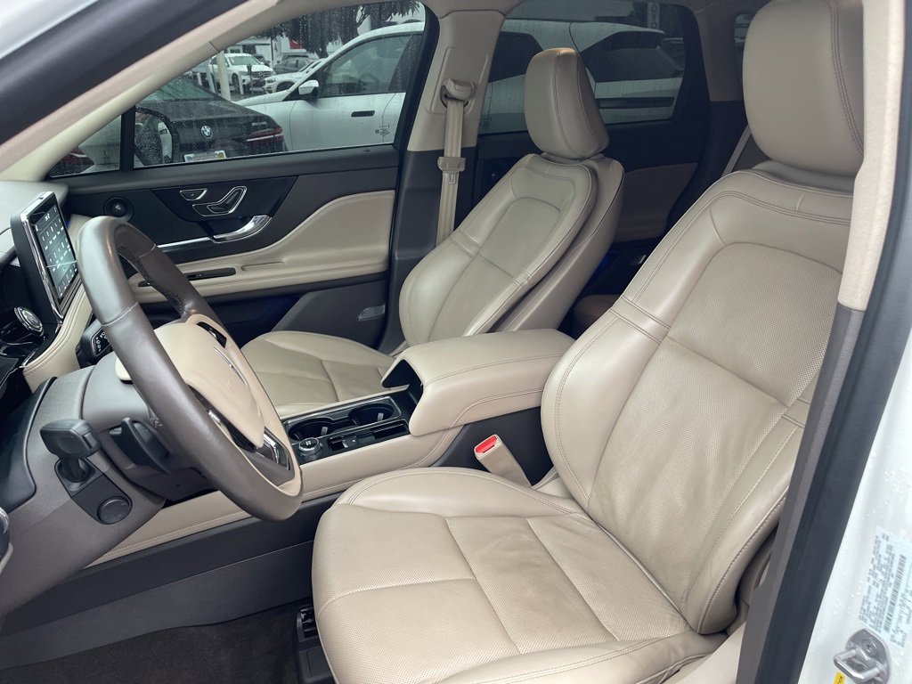 Used 2021 Lincoln Corsair Reserve w/ Equipment Group 201A image 13