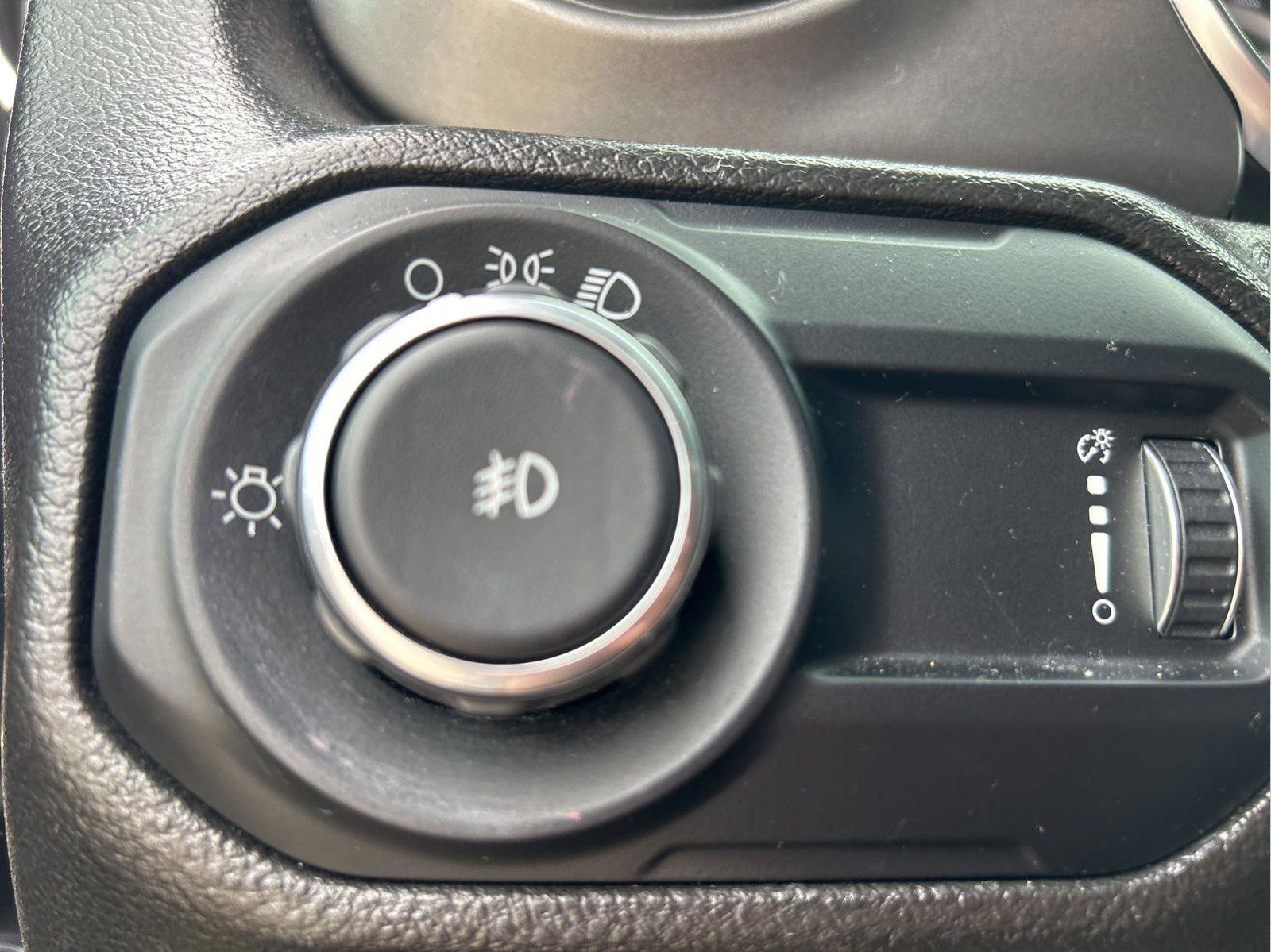 Certified 2023 Jeep Wrangler Sport image 25