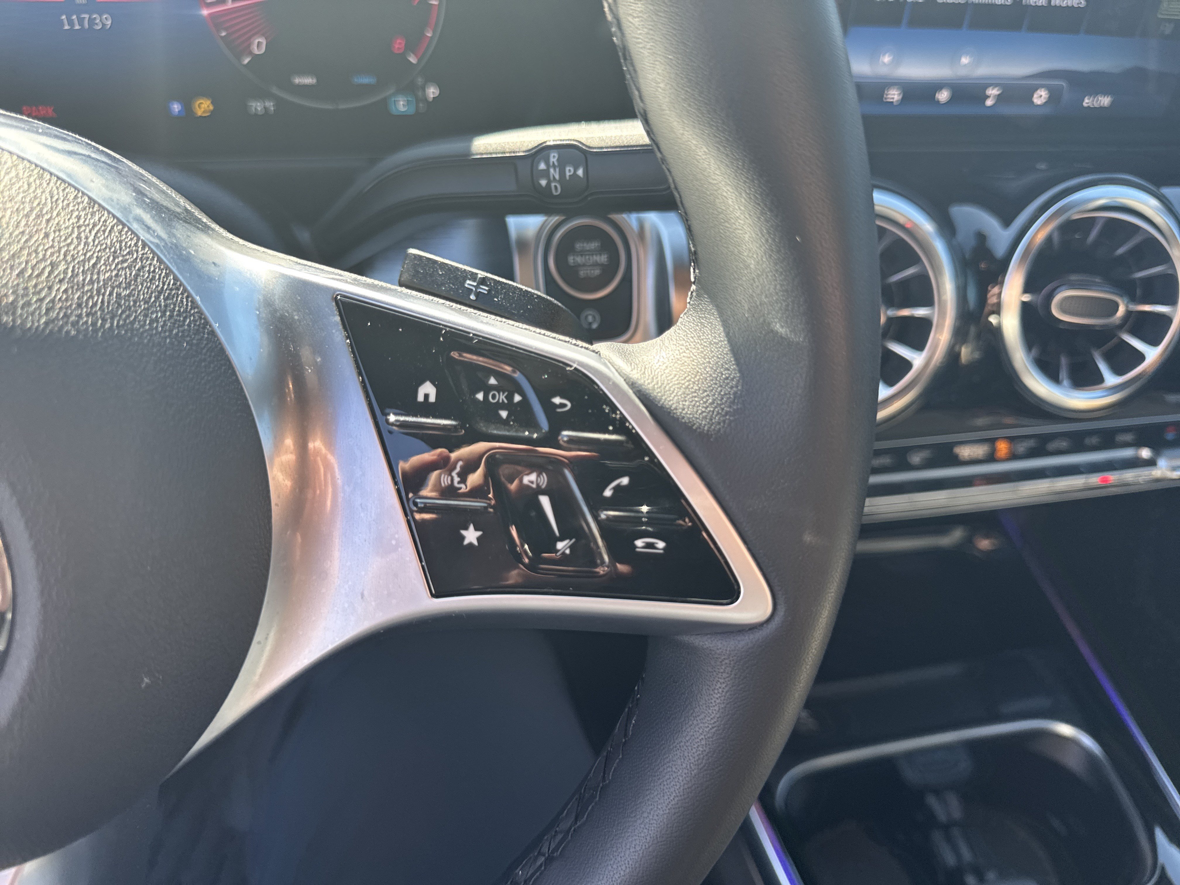 Used 2026 Mercedes-Benz GLB 250 4MATIC image 20