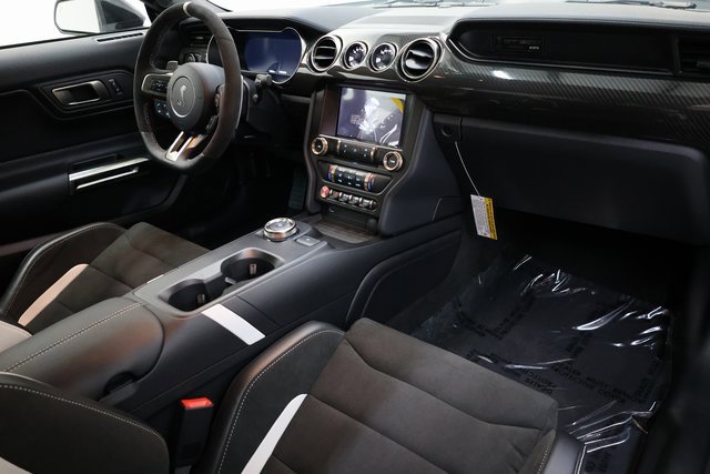 Used 2022 Ford Mustang Shelby GT500 w/ Technology Package image 74