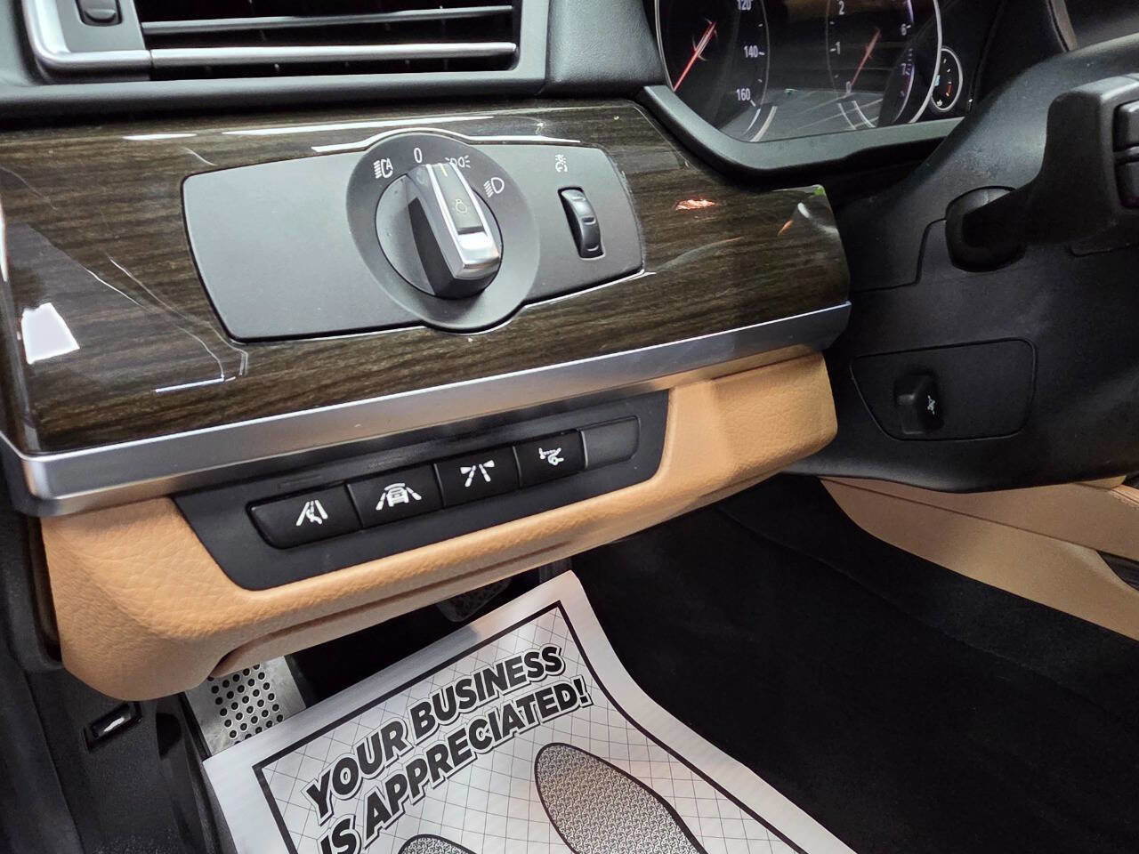 Used 2015 BMW 750Li image 19