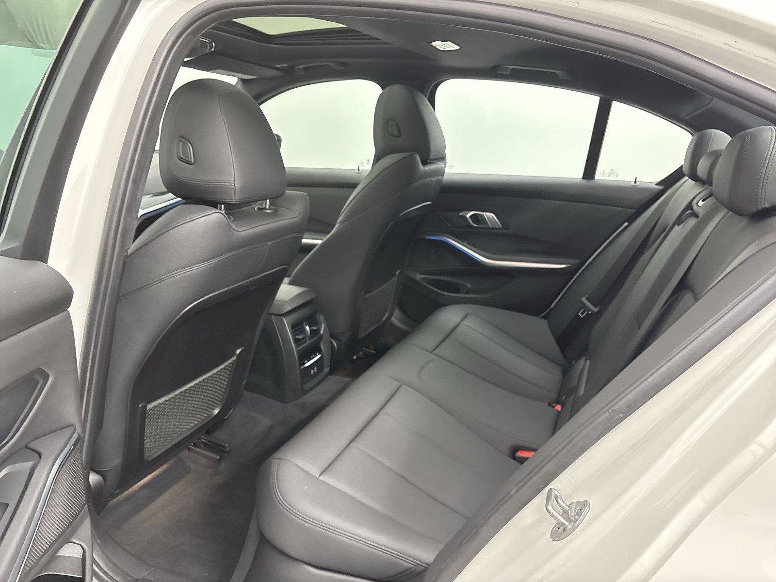Used 2021 BMW 330e w/ Convenience Package RWD image 29
