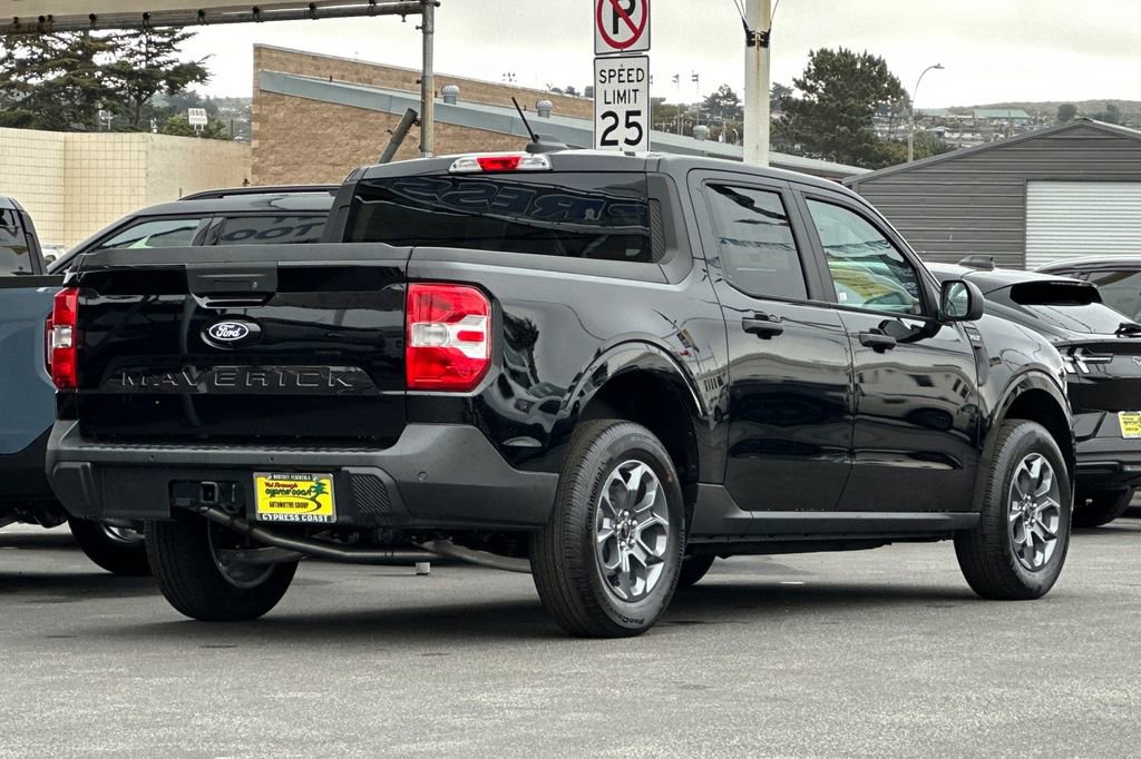 New 2025 Ford Maverick XLT w/ Equipment Group 301A AWD/4WD image 4
