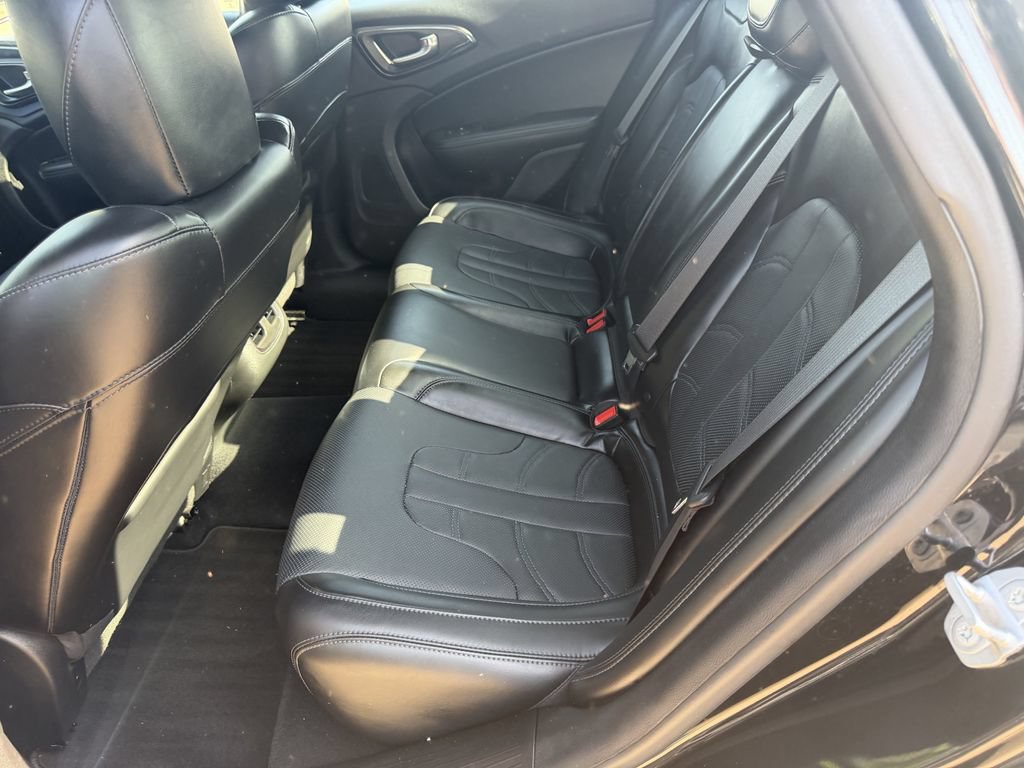 Used 2015 Chrysler 200 S w/ Navigation & Sound Group I AWD/4WD image 26