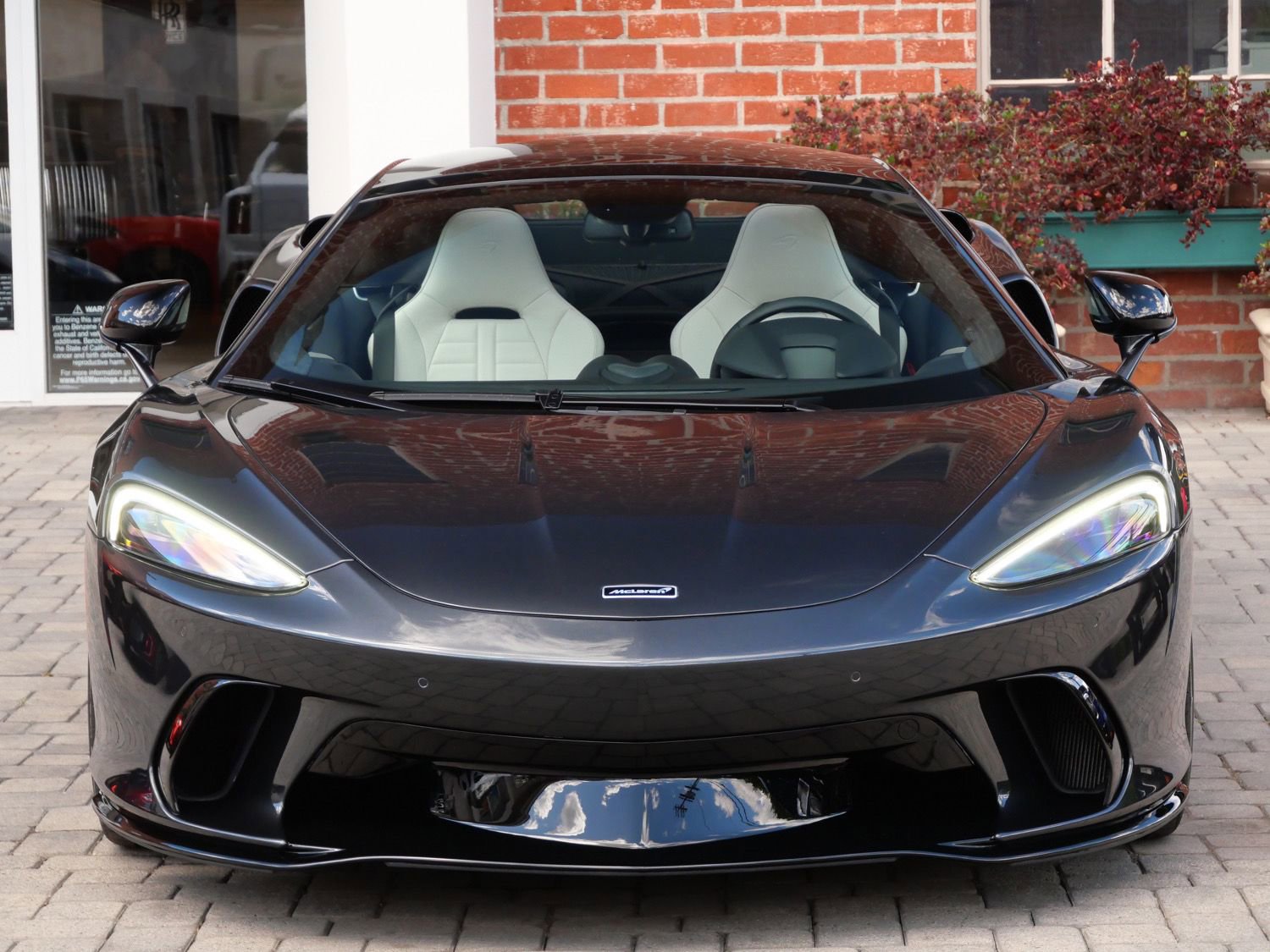New 2026 McLaren GTS image 2