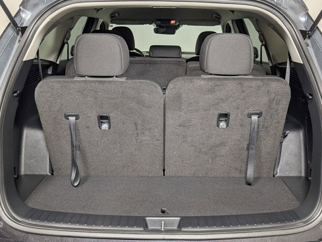 Used 2025 Kia Sorento LX image 27